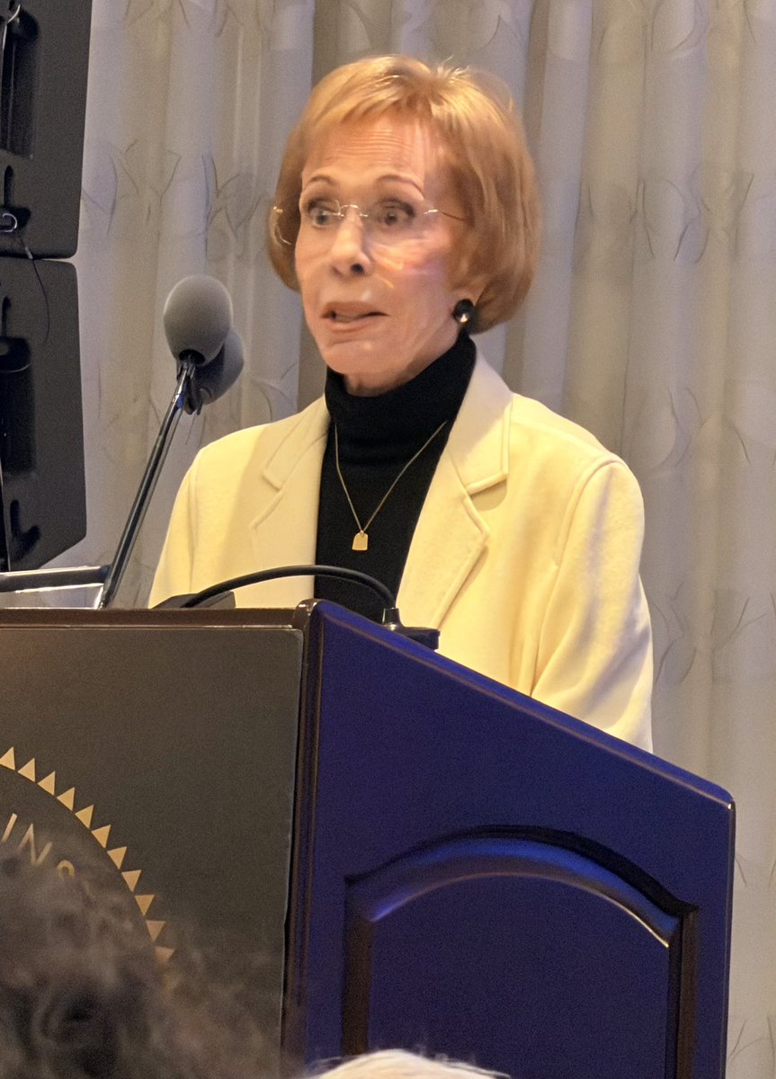 CharlieRivkin's tweet image. What an inspiring celebration of everyone and everything that fuel brilliant storytelling at the annual AFI Awards luncheon. 

Always energized to join my fellow @AmericanFilm board members to recognize the casts and crews who bring great ideas to our screens. 

Together, we…