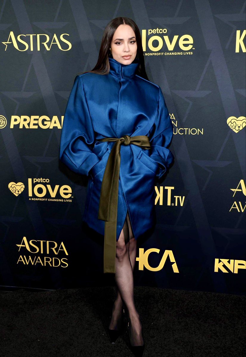 SofiaCarson's tweet image. Thank you Hollywood Creative Alliance for a special night celebrating art and the artists who make it🤍 Some of whom I feel so lucky to collaborate with. Wagner, it was a privilege to present you with The Acting Achievement Award: celebrating an artist who beautifully breathes…