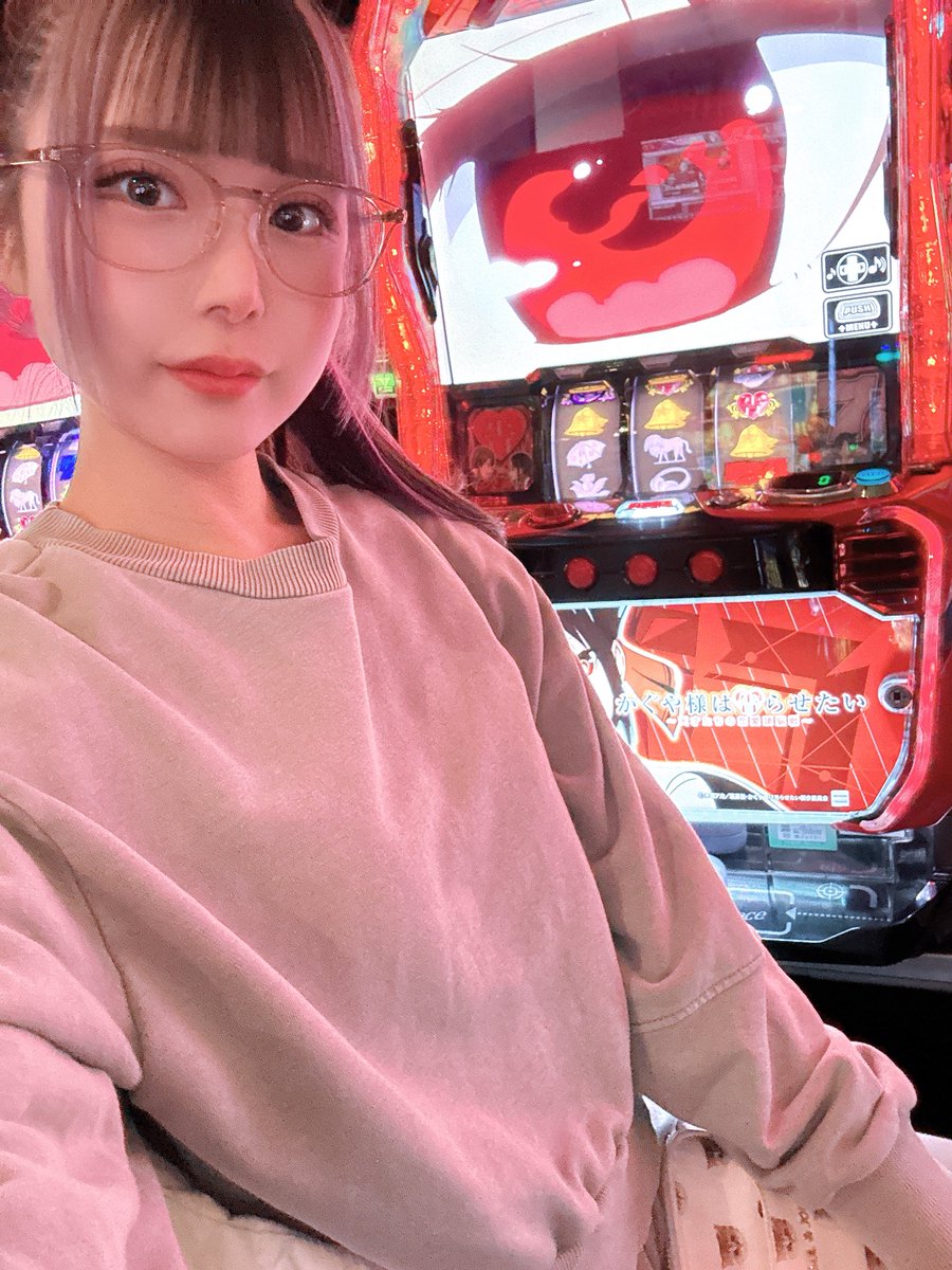 かぐやが圧倒的に全台1G連しまくっている、、、 オレはCZのスルー回数