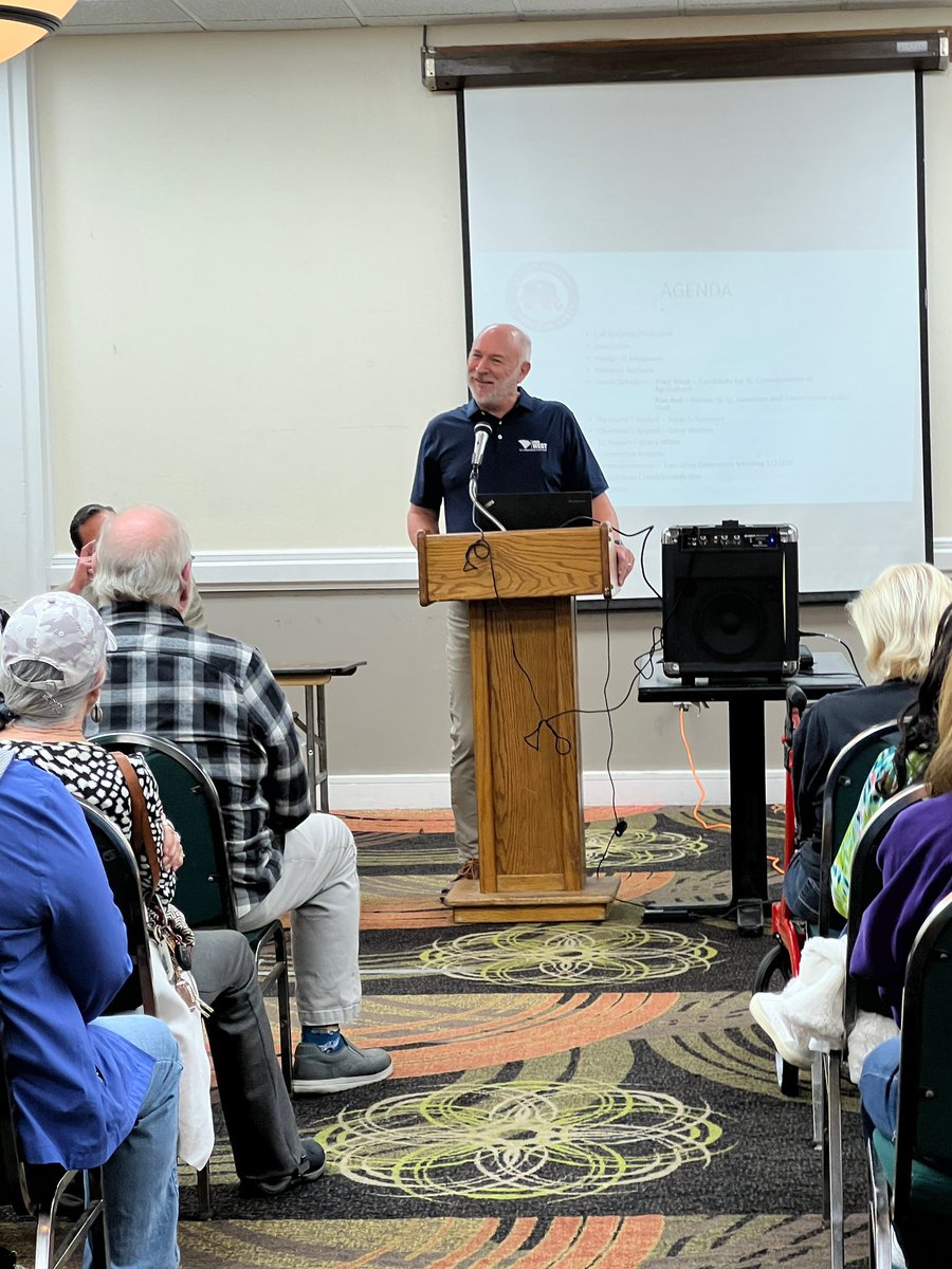 Great evening with fellow conservatives at the Sumter County GOP meeting on Thursday night! Strong turnout, great questions, and a lot of good conversations about #SCAg 🌴🚜
