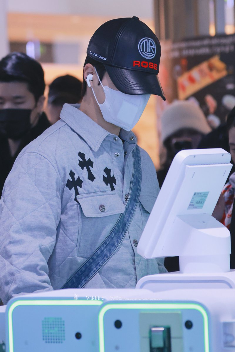 𝐖𝐢𝐥𝐝𝐟𝐢𝐫𝐞. tweet media