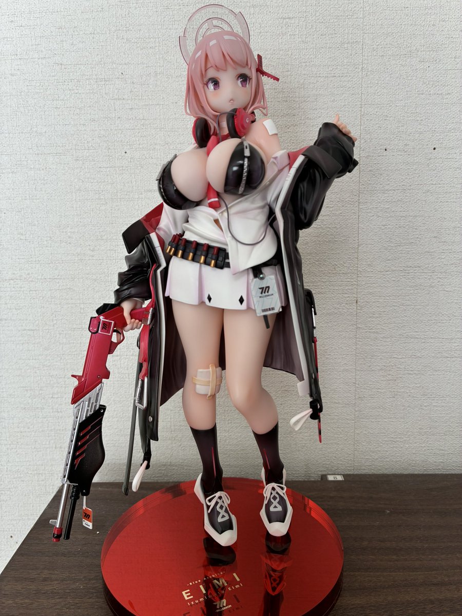 やっっっっとエイミきた!
でっっっっっっかすぎる 