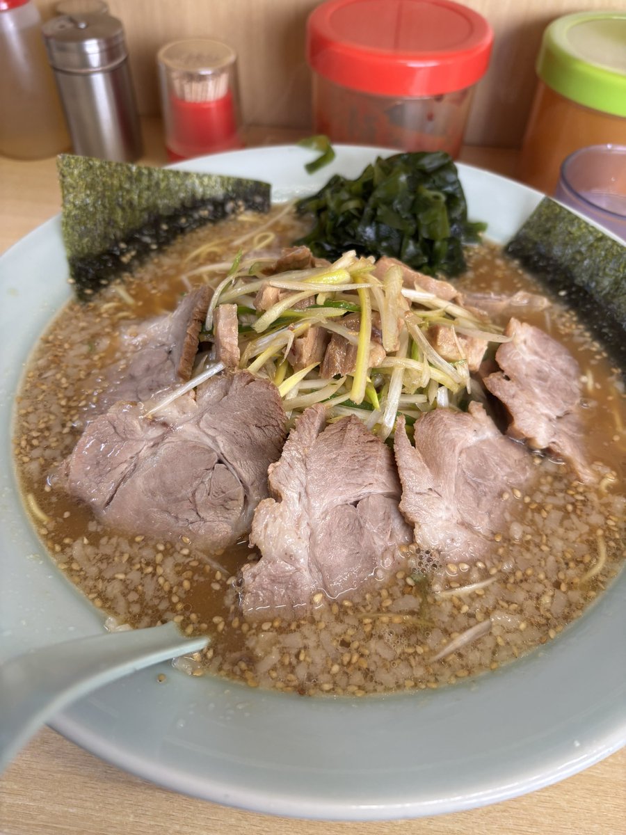 mochio4696's tweet photo. 今年初のラーショ https://t.co/nFD6NzeHCT