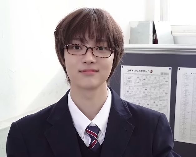 jihoonpilled's tweet image. blonde backshots and their brunettes