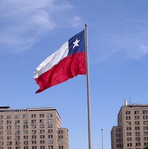 “Mayores” fue la canción exclusiva de esta noche durante la segunda función en Chile. 🇨🇱🤯