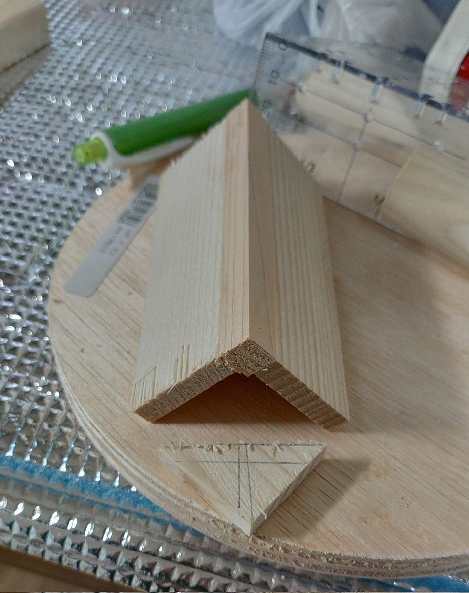 木馬🐎を作ってみる・・・簡単な工作も少しできる