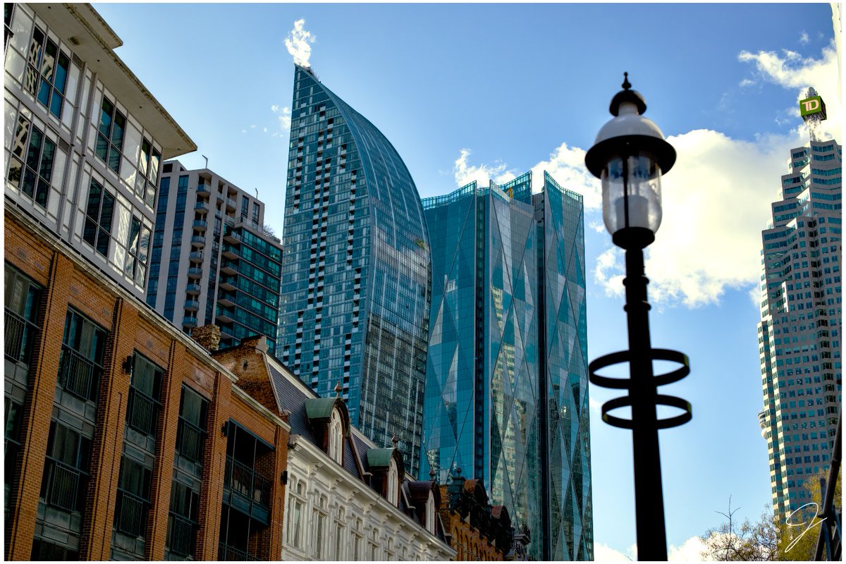 PYRAMID_BUILDER's tweet image. Toronto -3. Feels like...