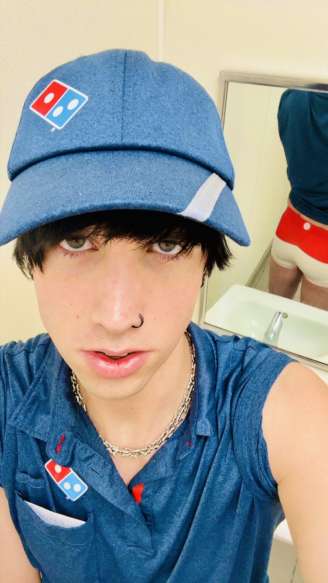 bytzxx_'s tweet photo. 30 RTs and I’ll post another

#dominos #fyp #twitch #twink https://t.co/TcobA6h25S