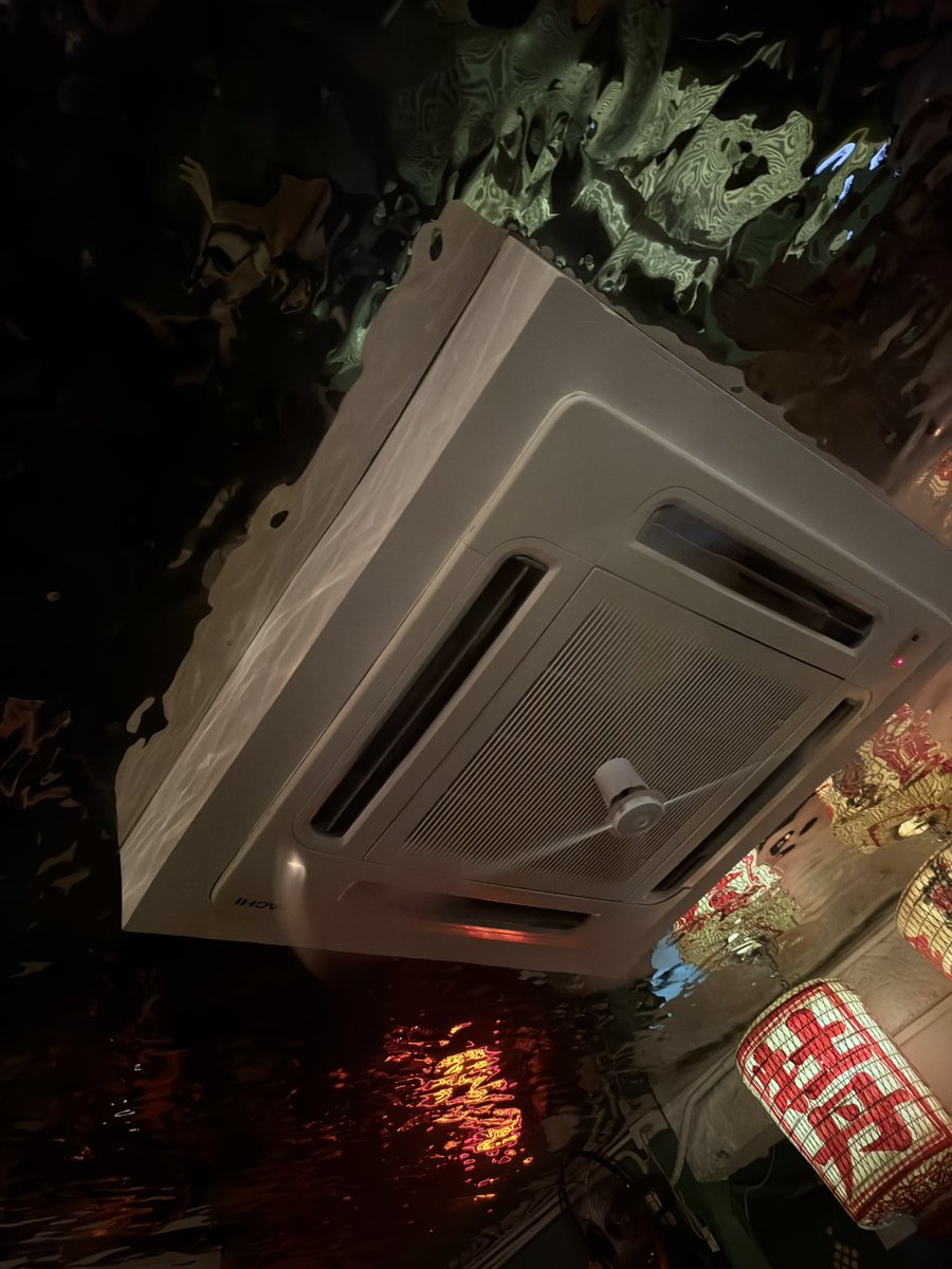 Moshi_885 tweet media