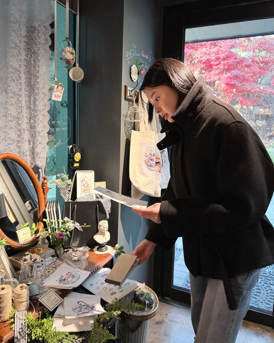 #KWONNARA #권나라