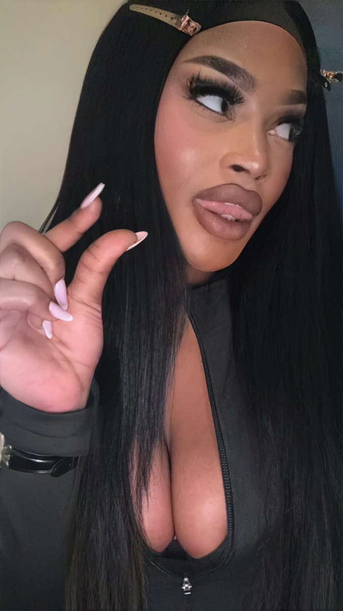 Goddessbaddiie's tweet image. Die schwarze Herrin ist zurück! 👸🏽👑
Weiße Sklaven, ihr wisst, was zu tun ist also, auf geht’s! 🧎🏻💰
Telegram:@Goddessbaddiie 

#herrin #melkung #fetisch #Kontofick #AfrikanischeHerrin #ebonymisstres #bnwo
#BlackGirlMagic #sklave #domina 
#oldwhitemen
#findom #geldsklaven