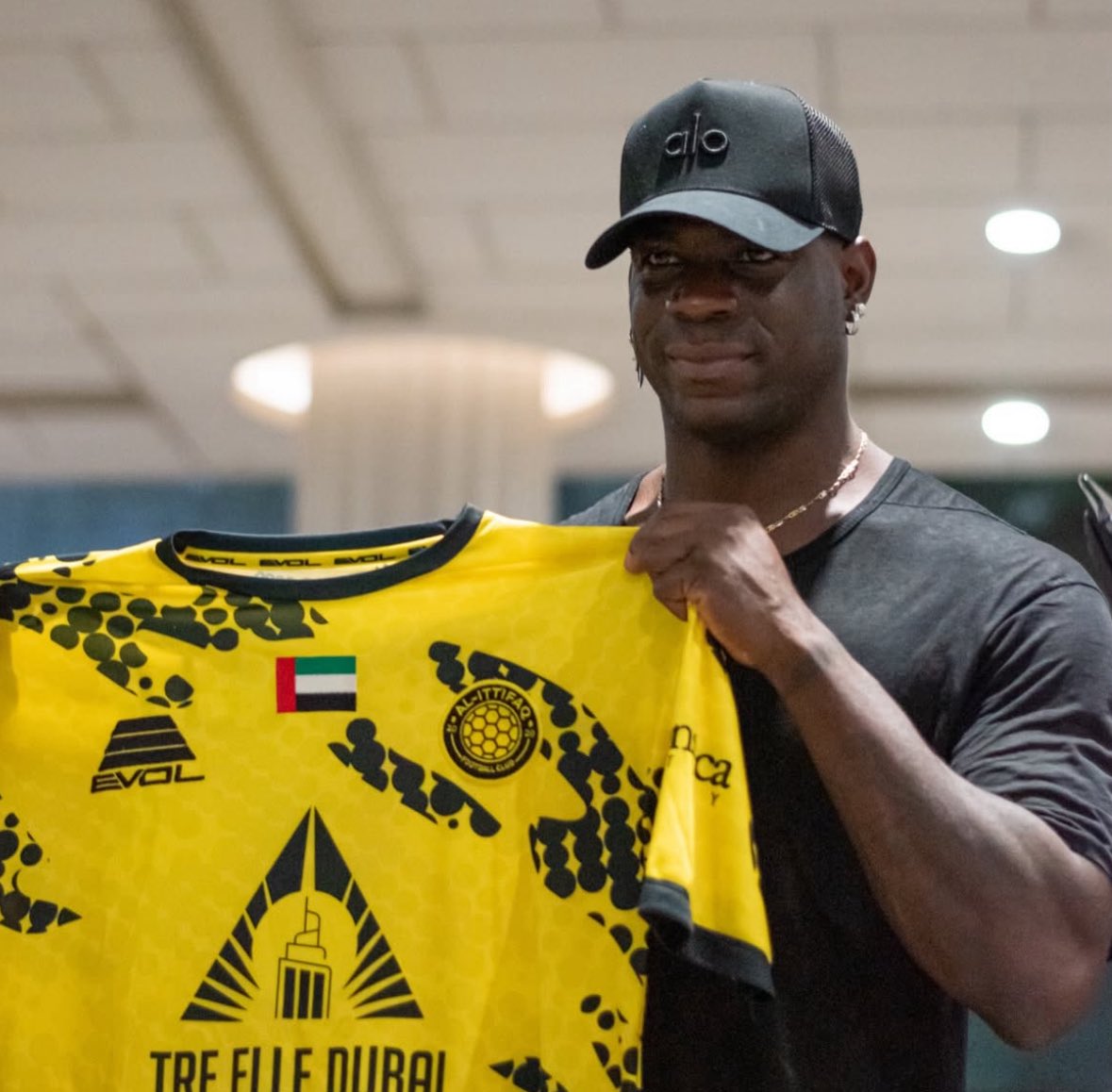 🚨🇦🇪 Mario Balotelli has arrived in Dubai as he joined Al Ittifaq in UAE with deal signed this weekend. Agreement sealed after deal managed by Epic...