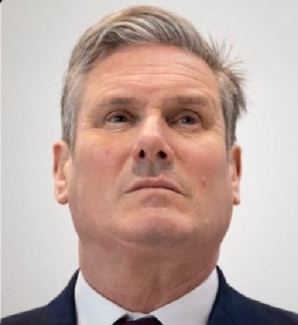 Vår tids Hitler.

Labours premiärminister Keir Starmer vill stänga ner X i England.

De är rädda.
För folkets röst.