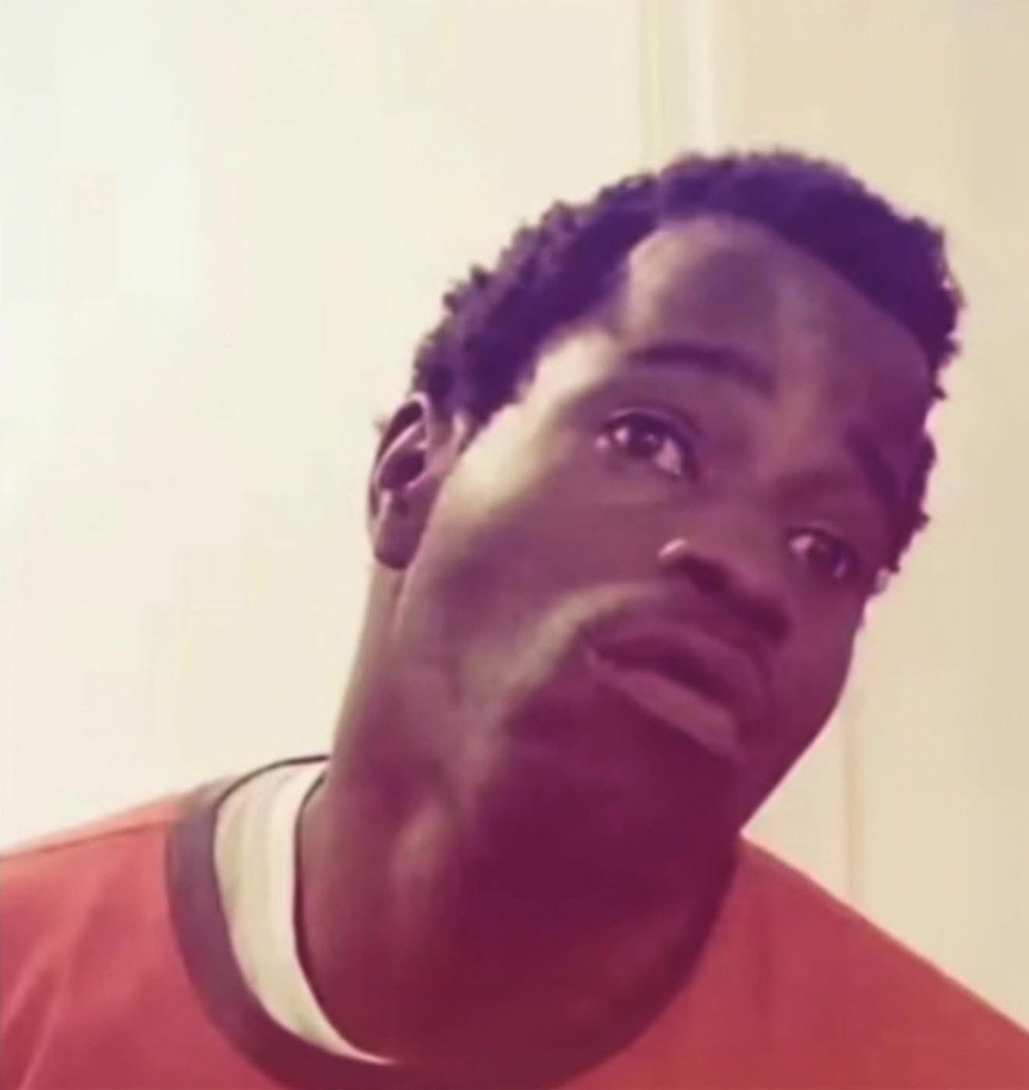 Callunc's tweet image. When your girl &amp;amp; her best friend arguing and her friend says “shut up before I tell him”