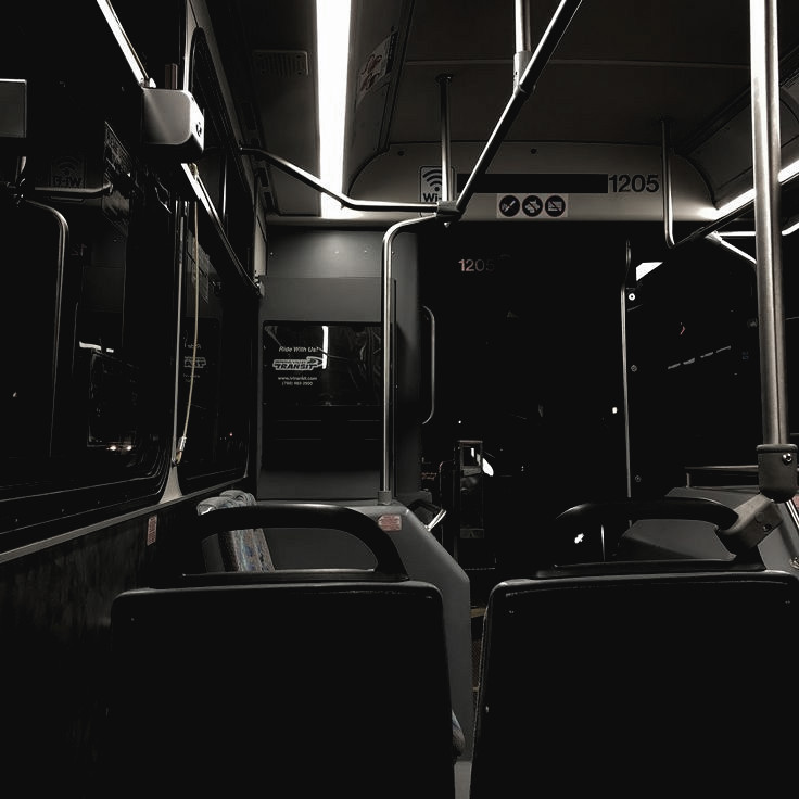 biteyz_'s tweet image. 조용한 밤, 커다란 실망들.
세상은 엉망이고, 나는 그 안에 있다.