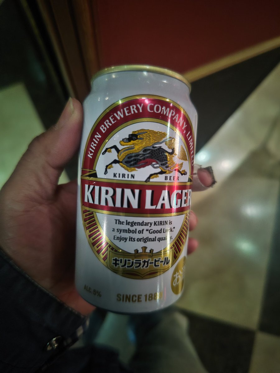 zeroixivi's tweet photo. とりあえず乾杯 https://t.co/I2aKGOIlXJ