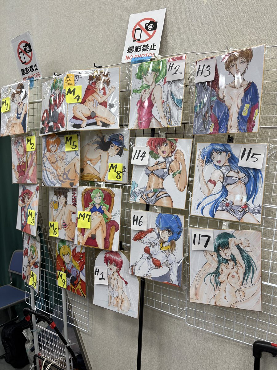 #美少女パラダイス9
今回も参加しております…すいませーん、本来ならもっと早くツイートするべきだったんですが開催日を12日と勘違いしててパニクっておりました〜
色紙なんとか仕上がりました…眠いです〜 