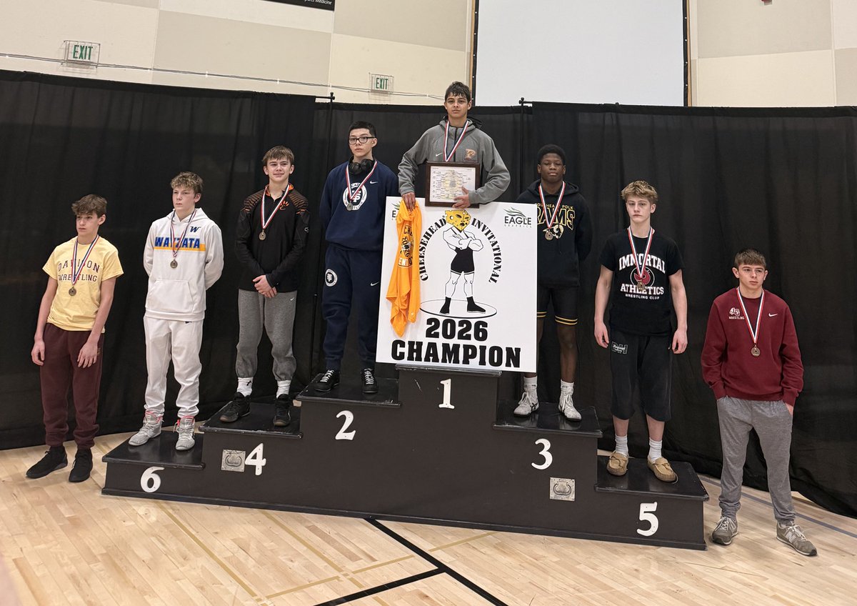 Cheesehead_Wrestling tweet media