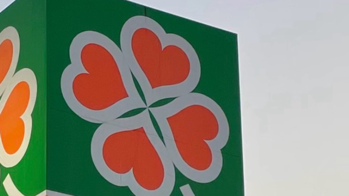 画像を縦に並べられると聞いて…！
Xにライフを建てみたい！🍀

上手くいっていなかったら
ご存じの方、教えてください…(´;ω;｀)