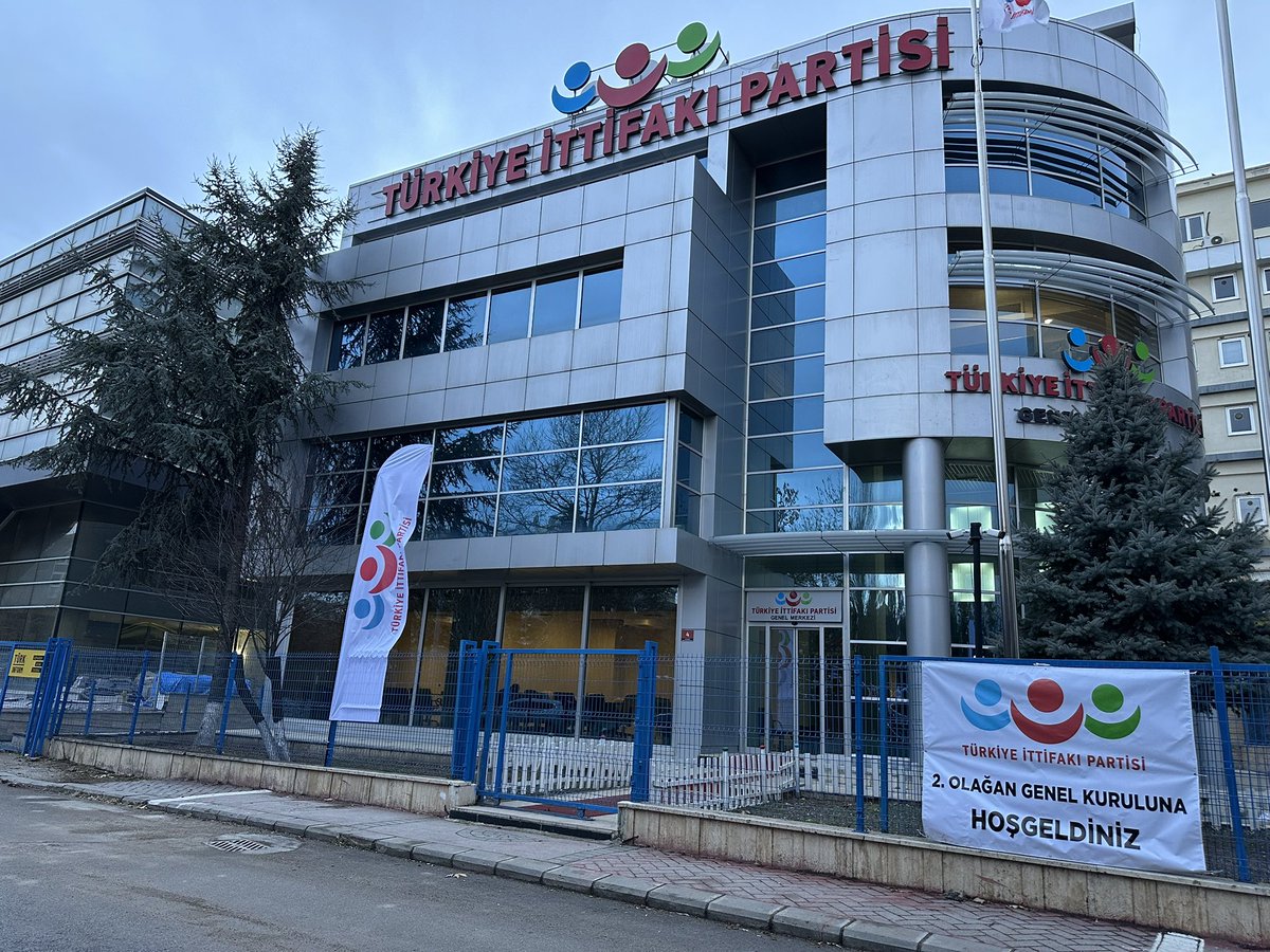 🇹🇷 Türkiye İttifakı Partisi 2. Olağan Genel Kurulu için Genel Merkezdeyiz.

🎬 Hazırsanız başlıyoruz…

🔔 Bildirimleri açmayı unutmayın!

<a href="/IttifakPartisi/">Türkiye İttifakı Partisi</a> 

#OAnGeliyor #Türkiyeİttifakı