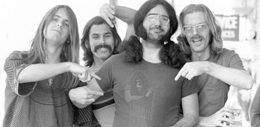 【追悼ボブ・ウィアー】
グレイトフル・デッド、必聴アルバムガイド

🔗rollingstonejapan.com/articles/detai…

必聴作や隠れた名盤、メンバーのソロ作まで。バンドを知る上で鍵となる作品の数々を一挙掲載。

#GreatfulDead #BobWeir