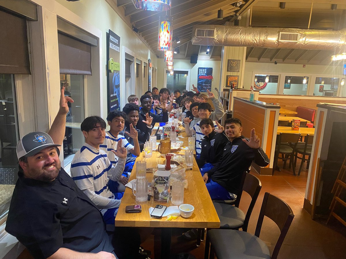 SummitJagsBSOC's tweet photo. Summit Soccer had a great time at the Brazoswood/Brazosport Tournament! #summitlove @MISDathletics @MISDSummitJags thank you!!! @BwoodBucSoccer #nophones #brotherhood https://t.co/Lcn5exPFqx