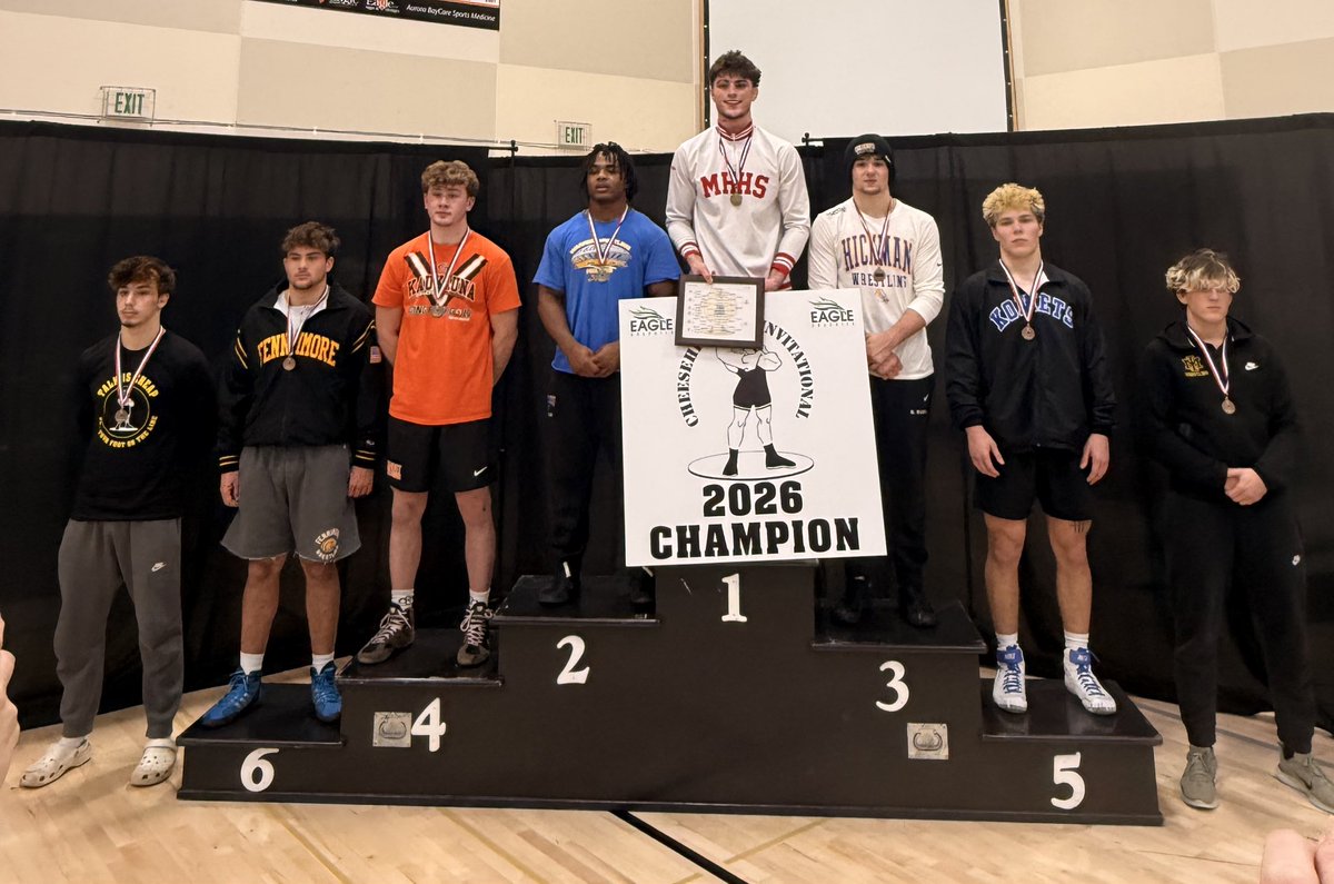 Cheesehead_Wrestling tweet media