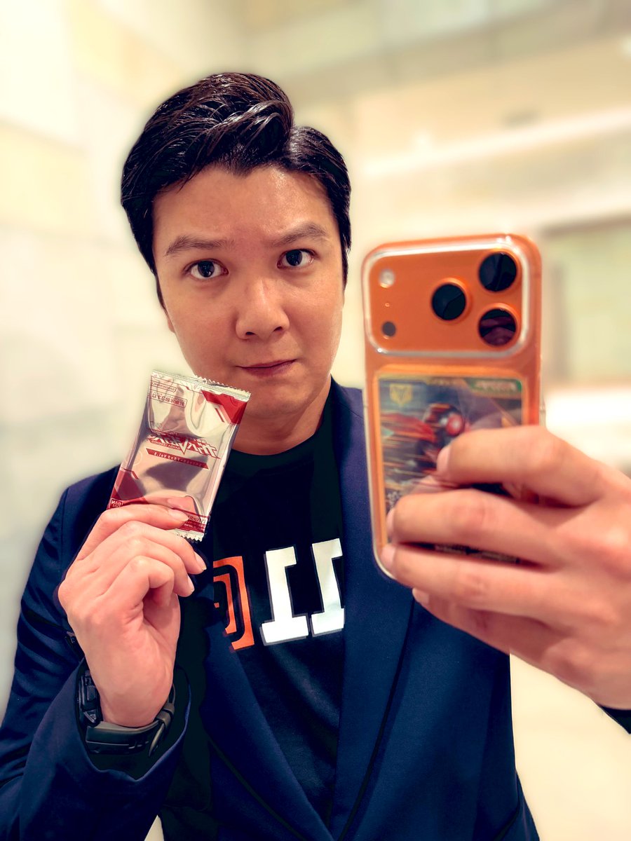 いよっしゃぁぁぁぁぁぁ！！！
遂に…遂にｯ！大当たりが…🥹

🥇ジャンヌ
🥈ゼロスリー
🥉天下分け目の大合戦

果たして何が入っているか！？

⬇️⬇️結果はこちら⬇️⬇️
youtube.com/shorts/I7Q7M5w…

#仮面ライダー #ガンバレジェンズ #short