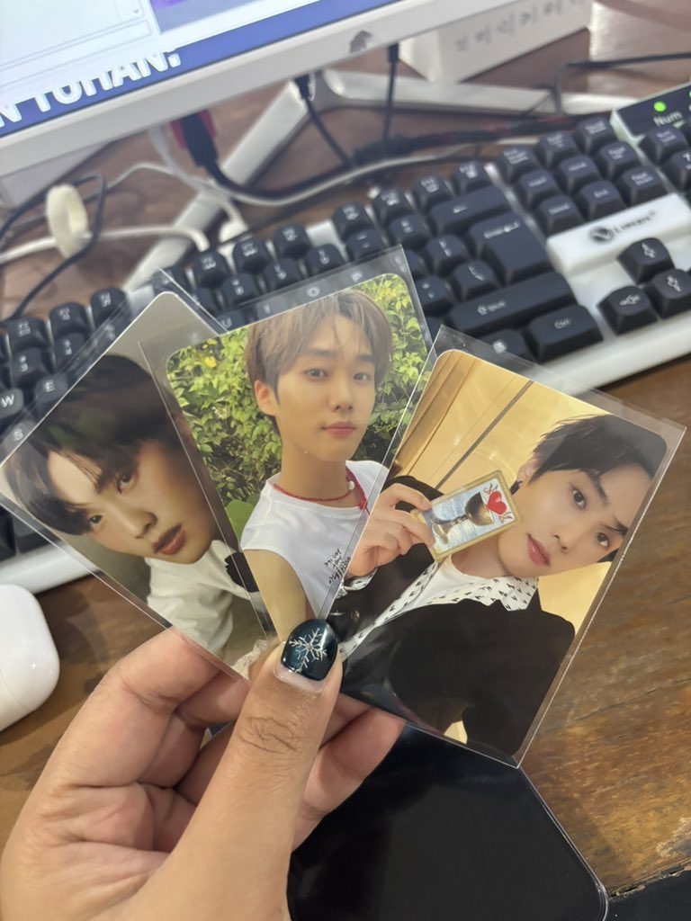 susvvltra's tweet photo. niat photoism sm dd cortis, eh ketemu deobi 😂🤣

dan dikasih bawa pulang cobbie cintaq ini @idiscesun , makasih ya ka🤟🏻 semoga ada kesempatan lg ketemu deobo tahun ini 💥🔥💕 https://t.co/hmDpqbiRbJ