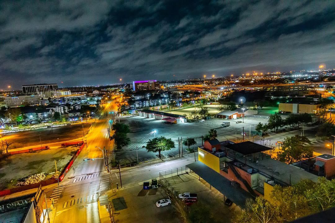 STRESS215's tweet image. San Antonio, TX - This day 6 years ago.  📸: STWB Photography