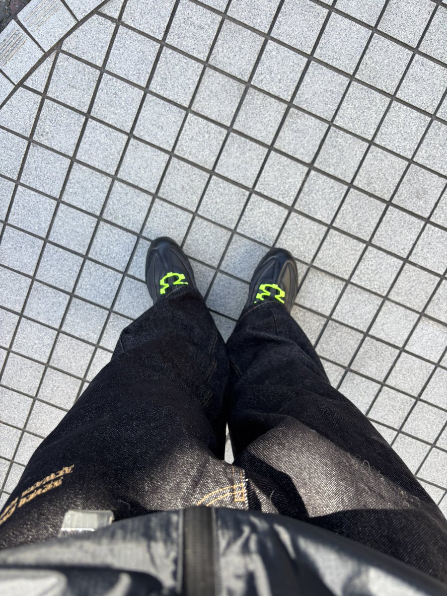 m_bulubon's tweet image. 本日はNike Air Max 95 OG Big Bubble "HRJK"
ビックサイトの古着フェス覗いてきます🚶

#SWUN
@SWUN2022 @hanchikaLab @Snkrs_warrior
@relation_r