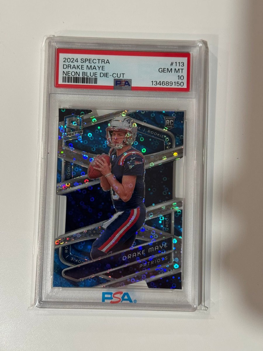 Lil_E300's tweet image. A few bangers for sale!

Drake Maye Contours Green /25    $750

Drake Maye Spectra Neon Blue /50    $390

Josh Allen Rookie Introduction     $415

JSN Checkerboard      $250