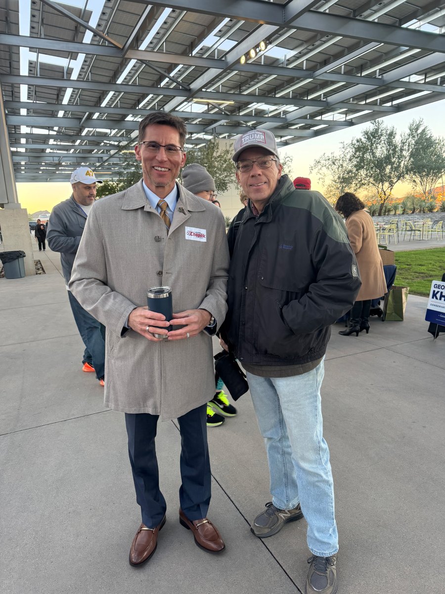 Great conversations with our Conservative warriors today at the MCRC.

Enthusiastic supporters across the district came to our table throughout the event. We have the momentum.

I can't wait to represent CD1 and take the America First fight straight to Congress. 🇺🇸