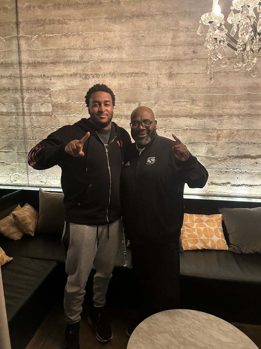 100% Committed!!!🐝 <a href="/RealCoachCarter/">Alonzo “Zo” Carter</a> <a href="/SacHornetsFB/">Sac State Football</a> <a href="/CoachAdamClark/">Adam Clark</a> <a href="/CoachKeyz/">Eric Kiesau</a> <a href="/Coach_TUI/">Manako Tuifua</a> <a href="/CJPollard1/">C.J. Pollard</a> <a href="/TritonNation/">Iowa Central Football</a> <a href="/CoachO60/">Devone Yelverton</a> <a href="/CoachConleyDC/">Jeremy Conley</a> #committed #ZoTime #StingersUp