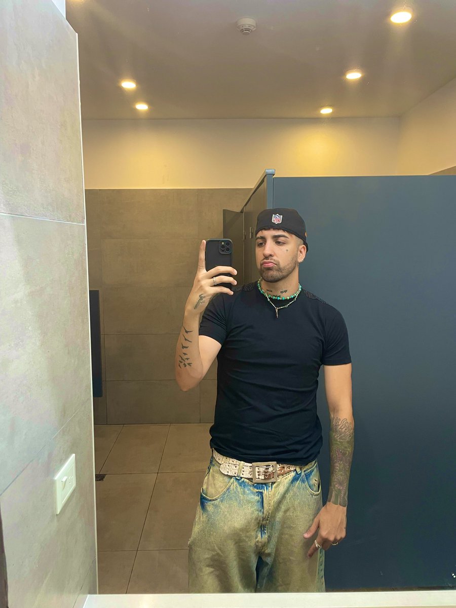 TODA TODA TODA 
LUNES QUE VIENE FILMAMOS, ARRANCAMOS EL AÑO CON TODO.