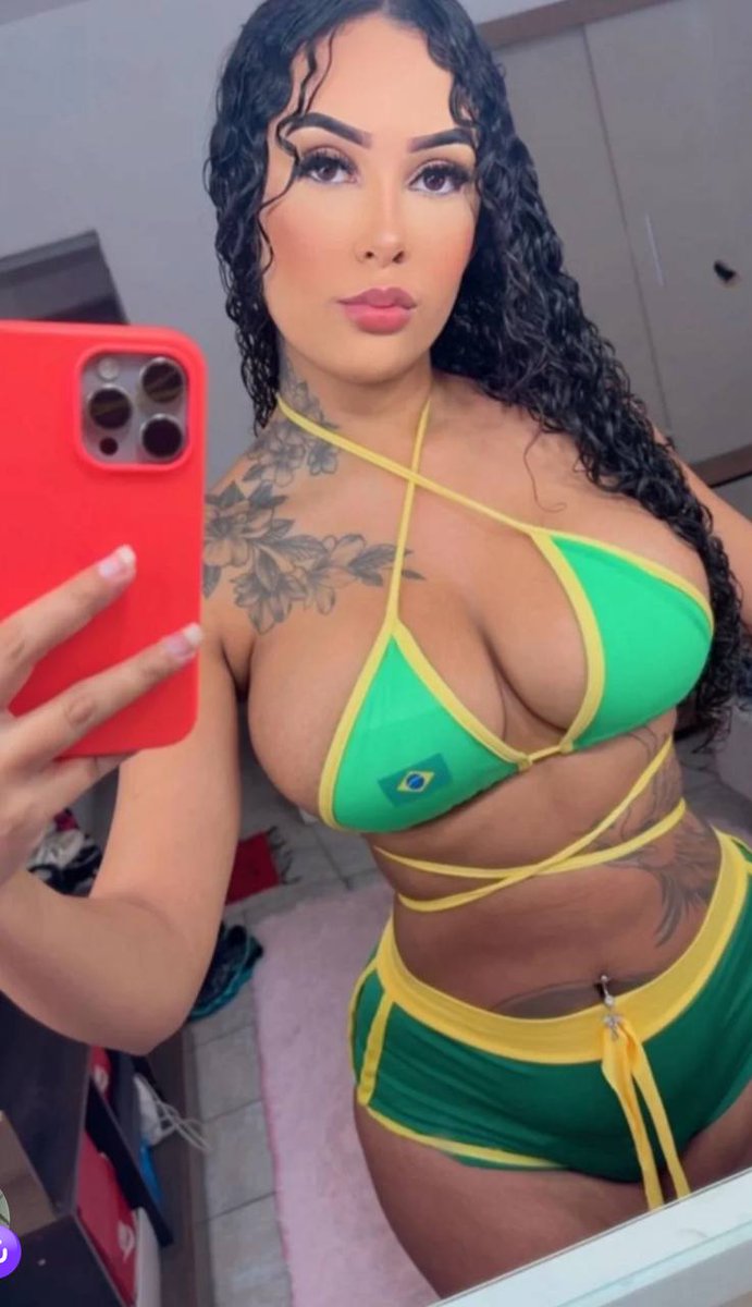 Mandando nudis na DM pra todos que derem RT e Curtir 😈
Maneco