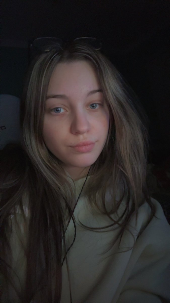 emily 𑣲 tweet media