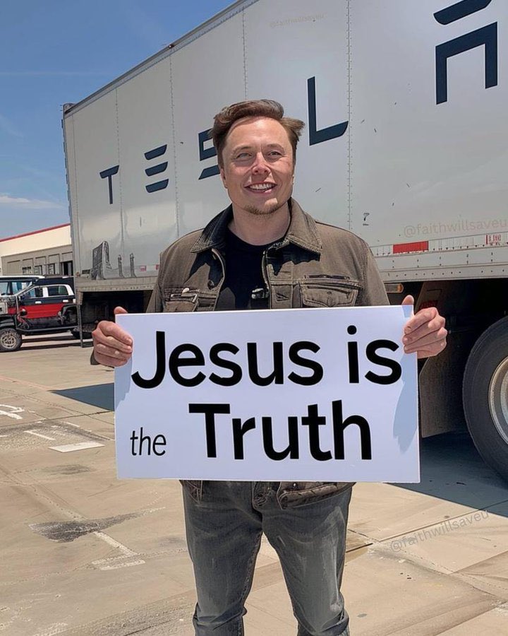 adeewunmii's tweet image. Happy Sunday.🕊️🤍