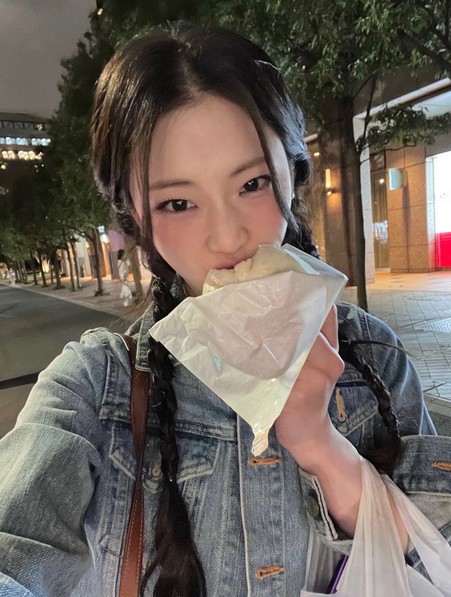 USE ' HEY / ✉️ ' - ENGLISH ONLY tweet media