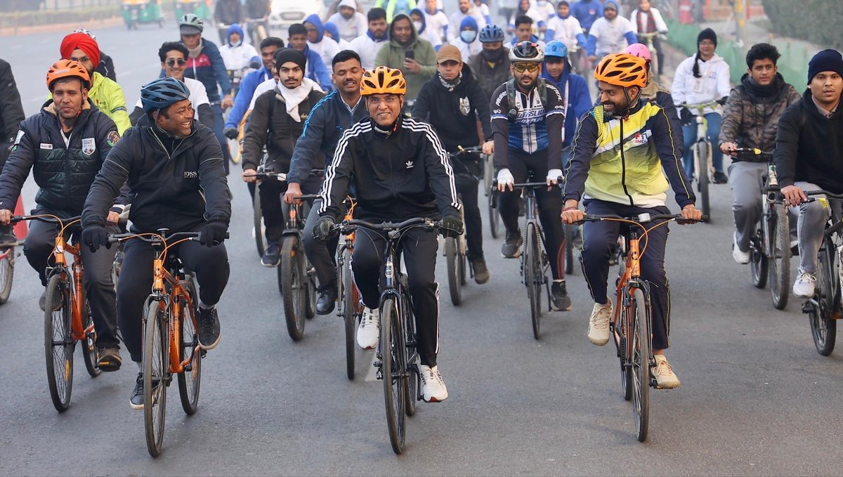 Dr Mansukh Mandaviya tweet media