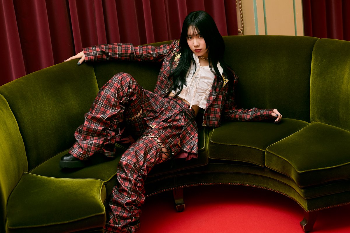 RealRomantic tweet media