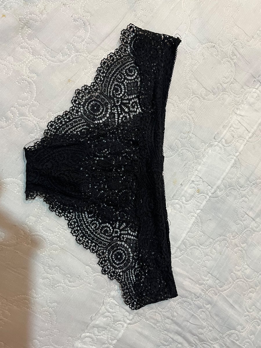 WARNING ! tweet media