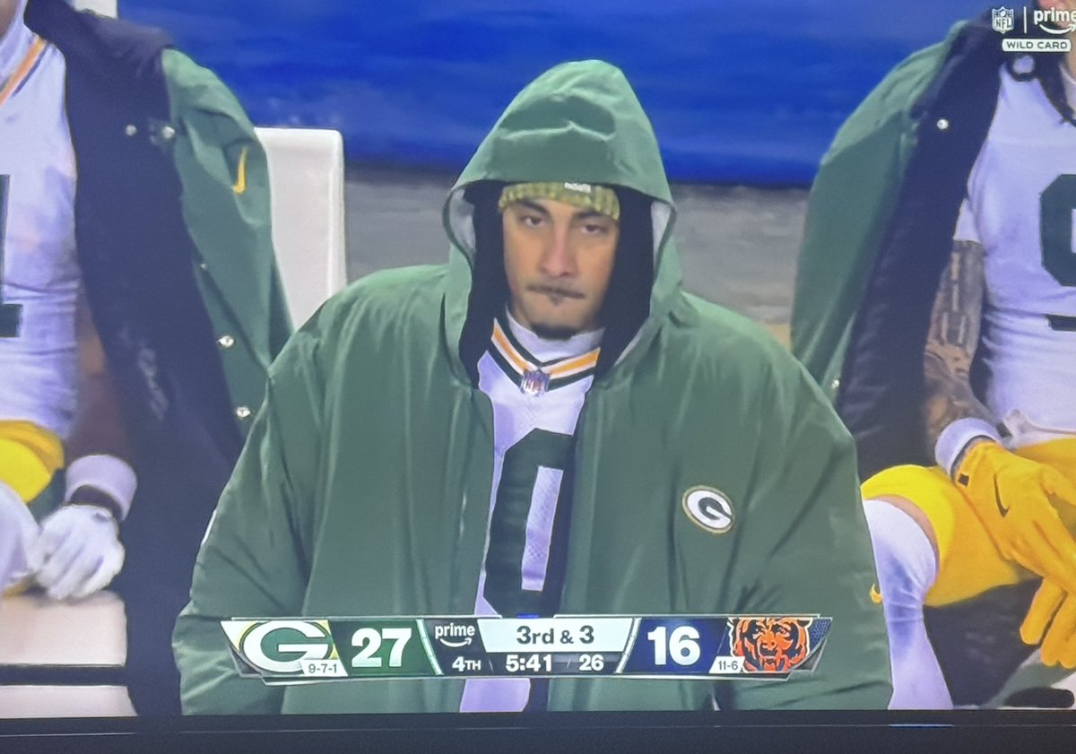 ImpactForward's tweet image. Remember this: one QB is a fuc*ing pansy in 20 degree temps and one is a fuc*ing BEAST