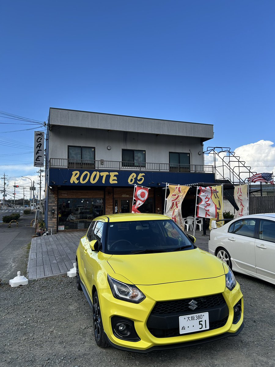 ckanf400's tweet image. あまりにも風が強くてバイクは断念💦
と言う事で車で岬町までハンバーガー🍔食べに来ました😋
本当はバイクで来たかったんやけど仕方ないね。

#ROUTE65
#ハラペーニョバーガー