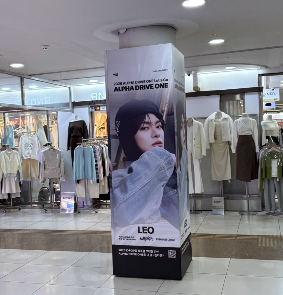 jebal66911's tweet image. 리리 첫 자만추💗