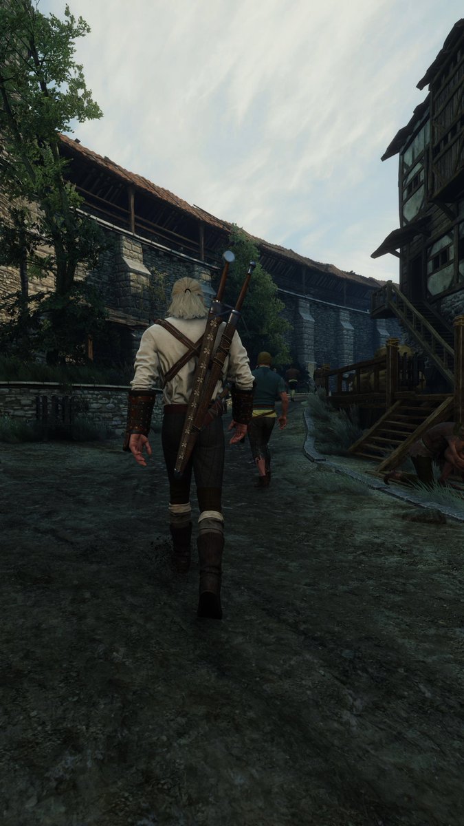 tb2's tweet image. جولة صباحية في «نوڤيجارد»