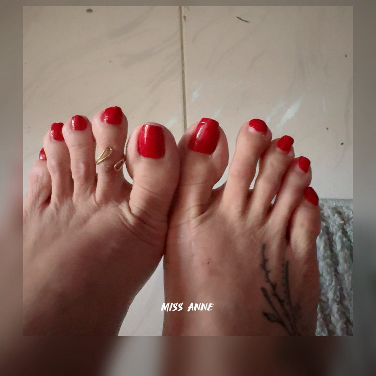 Miss Anne tweet media