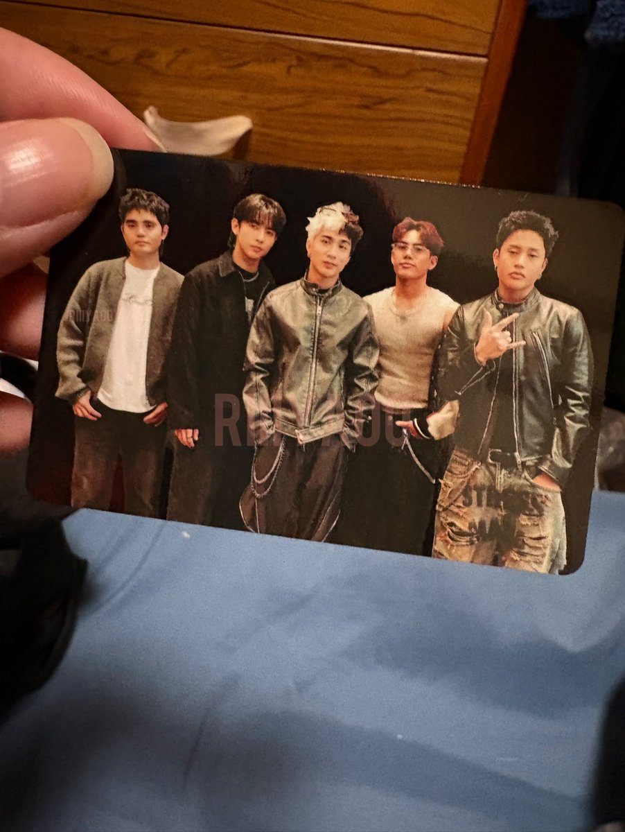 riiiya00's tweet photo. SaW album and Tower Records Shibuya trading card secured ❤️ https://t.co/8HmqrxERVN