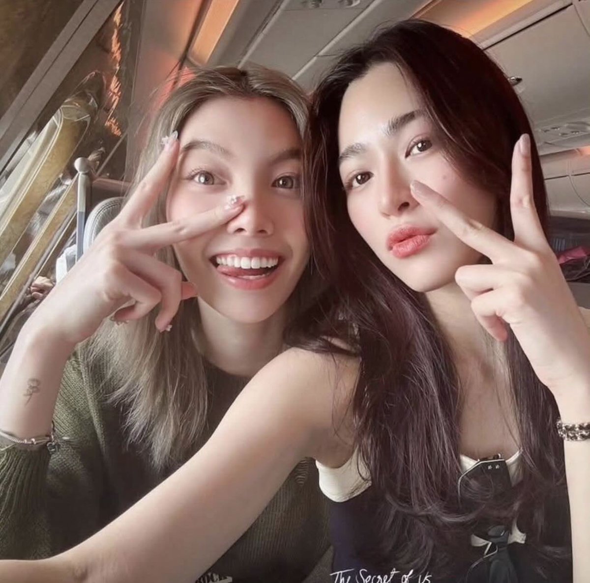 munoiCH3's tweet image. ✌🏻😆✌🏻

#LingOrm