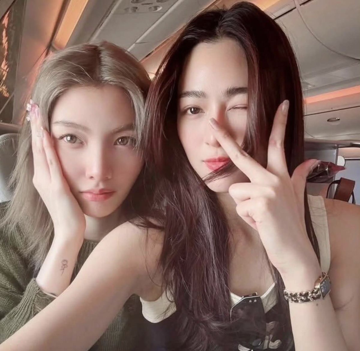 munoiCH3's tweet image. ✌🏻😆✌🏻

#LingOrm